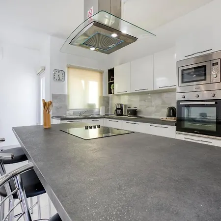 Gzira Penthouse - Hosted By Sweetstay *