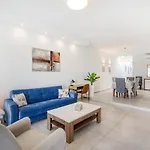Gzira Penthouse - Hosted By Sweetstay *