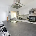 Gzira Penthouse - Hosted By Sweetstay *