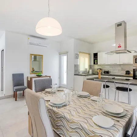 Gzira Penthouse - Hosted By Sweetstay Ta Xbiex